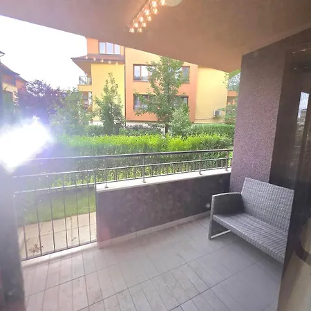 Apartment Mountain View