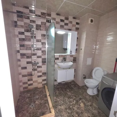 Mountain View Apartment